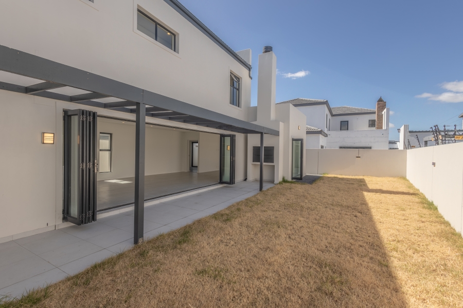 4 Bedroom Property for Sale in Sandown Western Cape